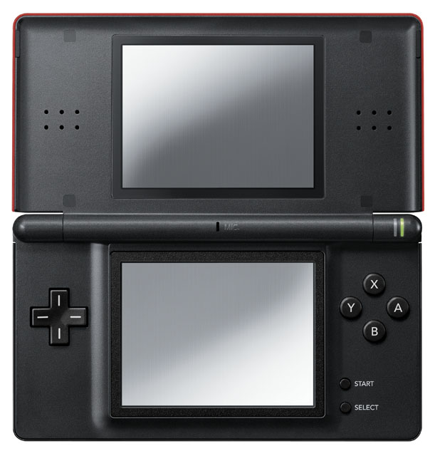 Nintendo DS Lite Crimson Black ouverte